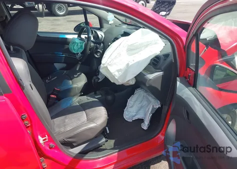 2013 Chevrolet Spark 1Lt Auto из США, поврежденный, VIN KL8CD6S92DC565184